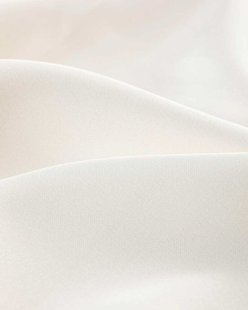 Pantal&oacute;n crema de corte elegante,  image number null